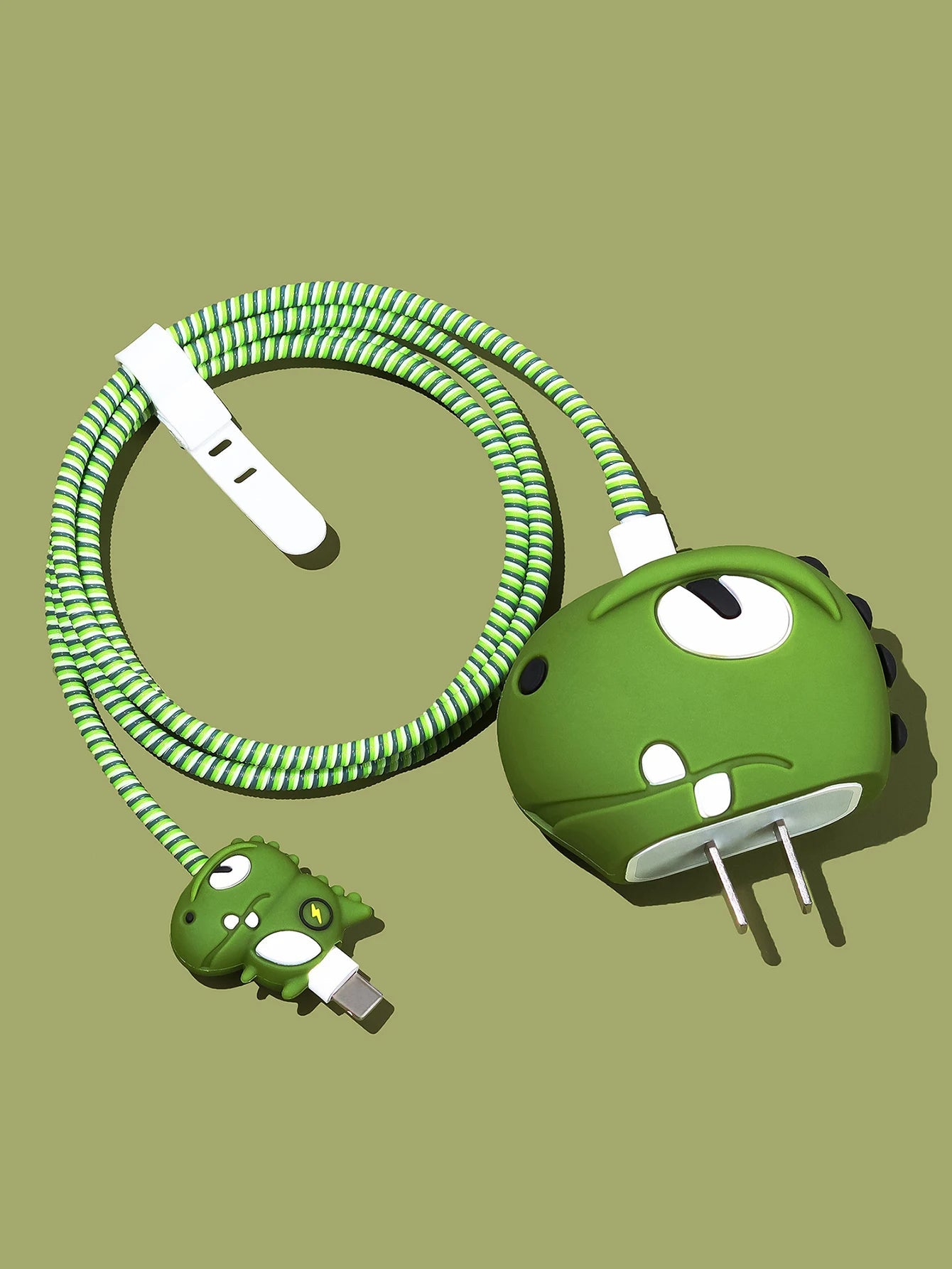 Iphone Charger Case Cover - Green Dragon - 4 Piece Set (With Wire Protector)