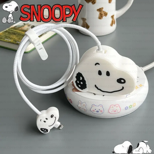 Iphone Charger Case Cover - Snoopyy - 4 Piece Set (With Wire Protector)
