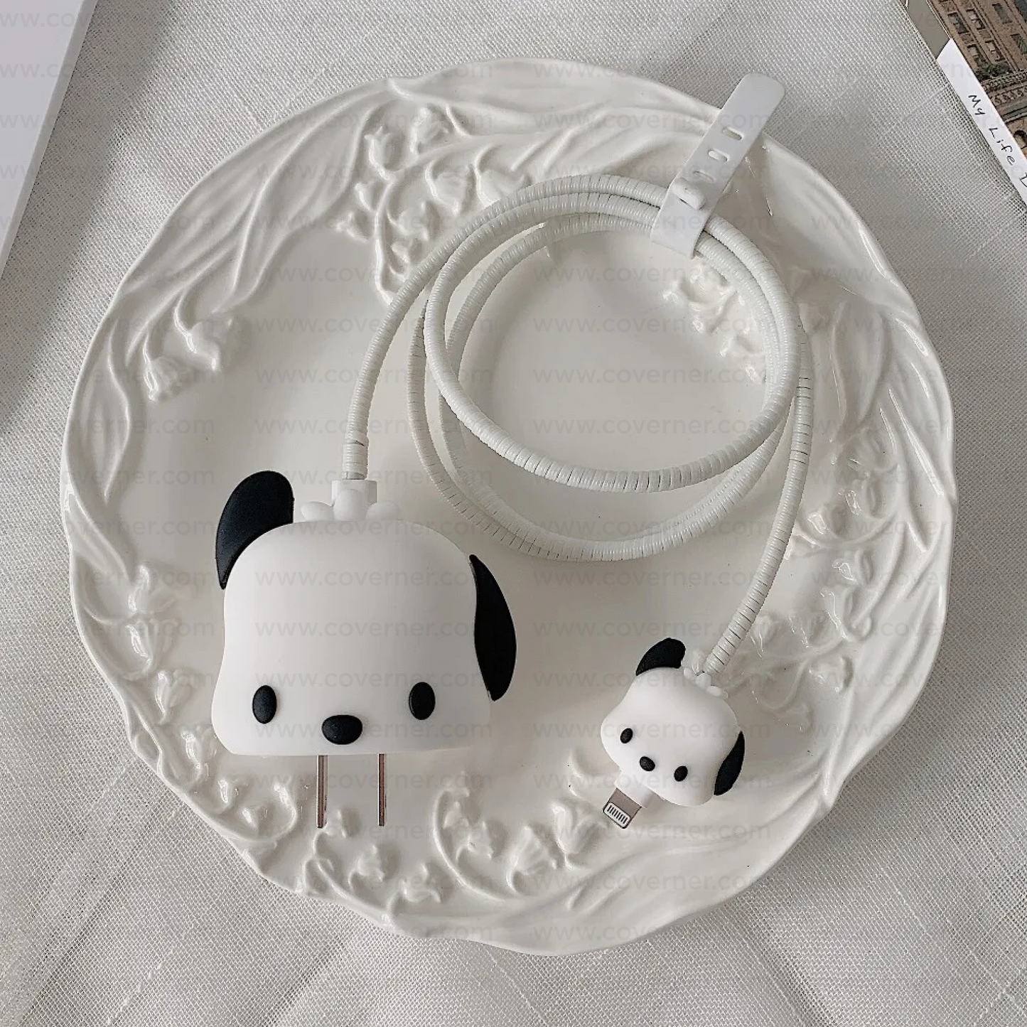 Iphone Charger Case Cover - Sweet Puppy - 4 Piece Set (With Wire Protector)